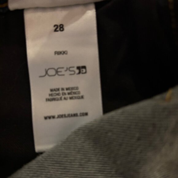 Joe's Jeans - Honey curvy bootcut - size 28 - Picture 8 of 8